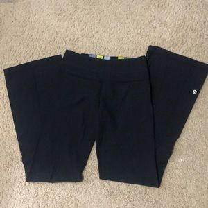 Reversible wide leg leggings